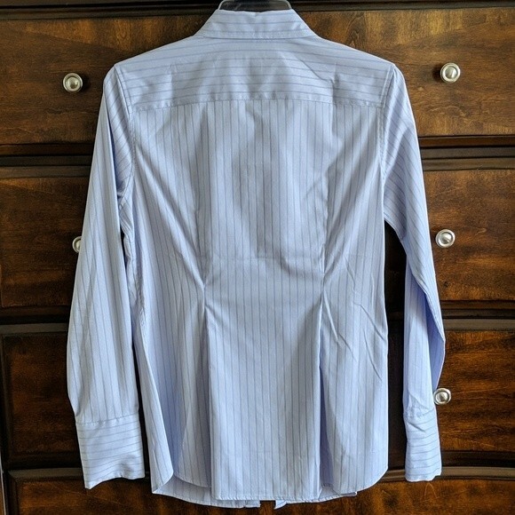 NWT Banana Republic dress shirt, blue striped, size 8 - Picture 3 of 3